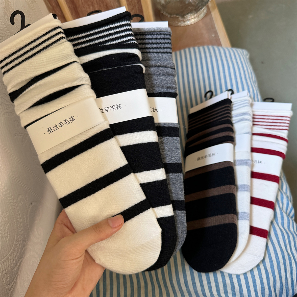 SP&CITY Korean Winter Striped  - مراجعة Silk Sock Bamboo وسعره